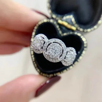 2022 Nový Trend Bling Pave Nastavení Zirkony Snubní Prsteny Luxusní Prsten Stříbrné Barvy Zásnubní Svatební Slib Šperky